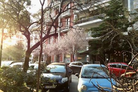 סלוניקי Blue City Center Boutique Apartment מראה חיצוני תמונה
